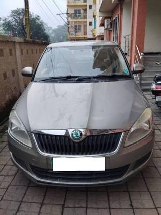 Skoda Fabia 2010-2015 Skoda Fabia 1.2 MPI Ambiente Petrol