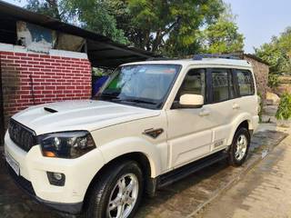 Mahindra Scorpio 2014-2022 Mahindra Scorpio 1.99 S10