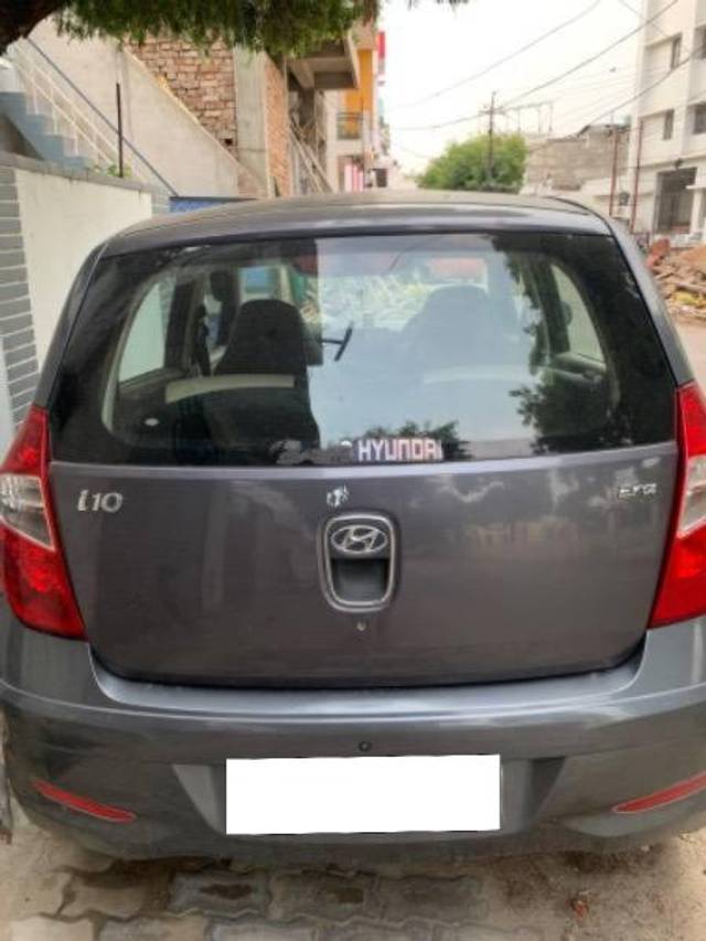 https://images10.gaadi.com/usedcar_image/4199338/original/processed_485d17cf-47a3-4e5d-a29d-be0af39a2ab3.jpeg?imwidth=6402