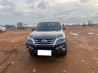 Toyota Fortuner 2016-2021 Toyota Fortuner 2.7 2WD MT BSIV