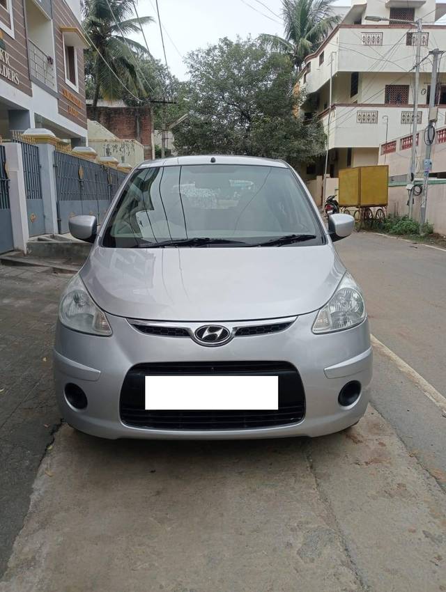 https://images10.gaadi.com/usedcar_image/4199643/original/processed_848cc5a13819acf3d9e2560a5dcd5d35.jpg?imwidth=6400