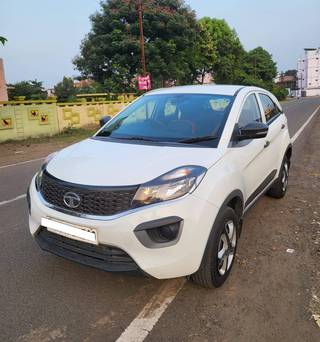 Tata Nexon 2017-2020 Tata Nexon 1.5 Revotorq XE