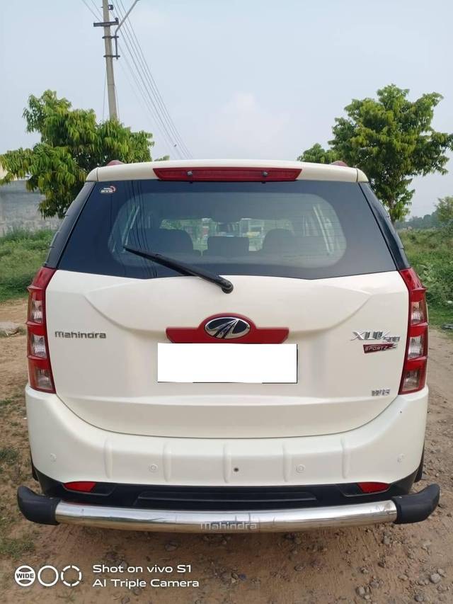 https://images10.gaadi.com/usedcar_image/4199787/original/processed_39f61d85d850d509eaedef55b1c4e062.jpg?imwidth=6402