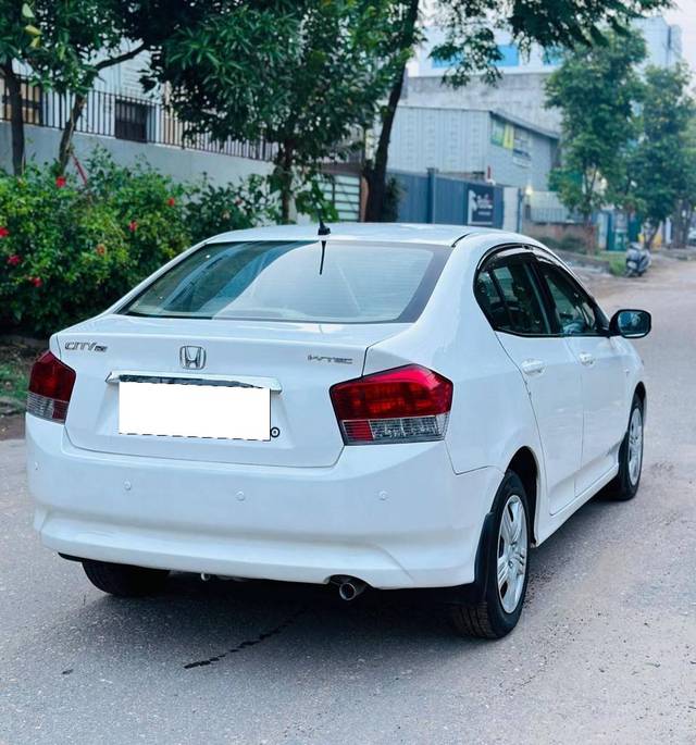 https://images10.gaadi.com/usedcar_image/4199801/original/processed_902d3b93303e8b1edf52cabca3a543bd.jpg?imwidth=6401