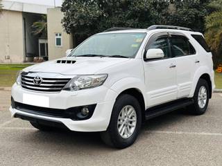 Toyota Fortuner 2011-2016 Toyota Fortuner 2.5 4x2 AT TRD Sportivo