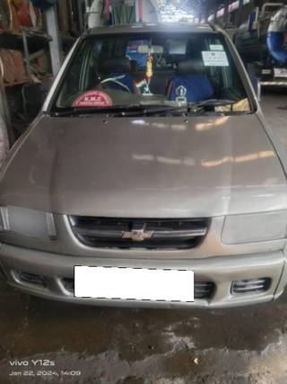 Chevrolet Tavera Neo Chevrolet Tavera 2 LS B4 7 Str BSIII