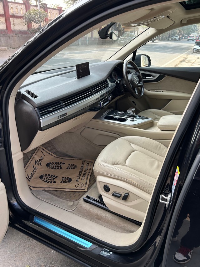 Audi Q7 40 TFSI Quattro Technology Second-hand 2019 Audi Q7 40 TFSI Quattro Technology for sale in New Delhi-14