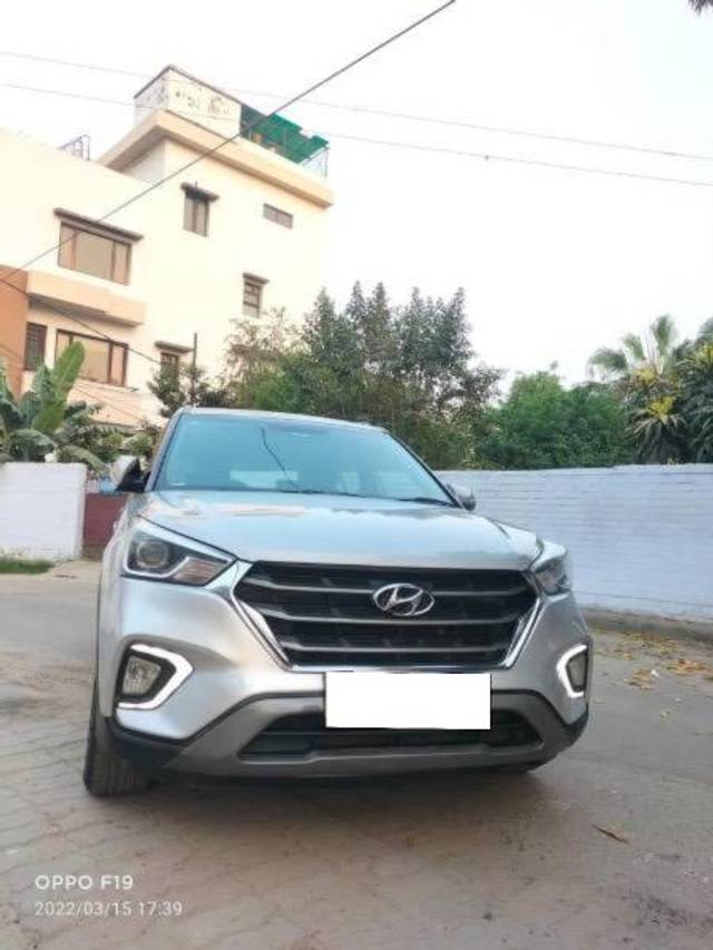 https://images10.gaadi.com/usedcar_image/4200041/original/processed_f58b44c1-de39-4ac4-8cbd-424ec27180e6.jpeg?imwidth=6400