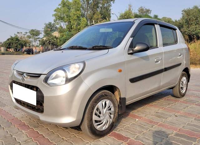 https://images10.gaadi.com/usedcar_image/4200056/original/processed_65b03f9b2226e851ec0bb8acbd39bb4c.jpg?imwidth=6400