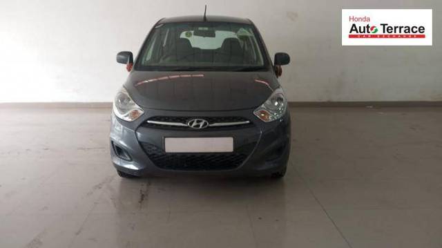 https://images10.gaadi.com/usedcar_image/4200100/original/f0df71238c09dc204e5bc7fe40e1e35b.jpg?imwidth=6400