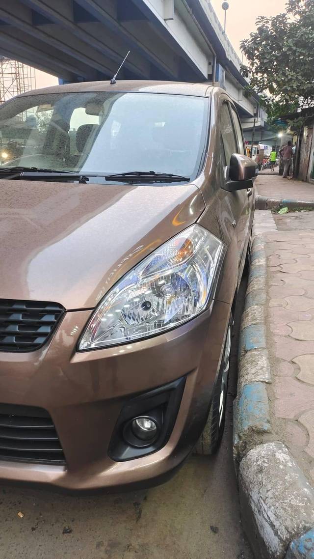 https://images10.gaadi.com/usedcar_image/4200144/original/processed_5c5d4648145d080667f9be0d4b0ea7f2.jpg?imwidth=6401