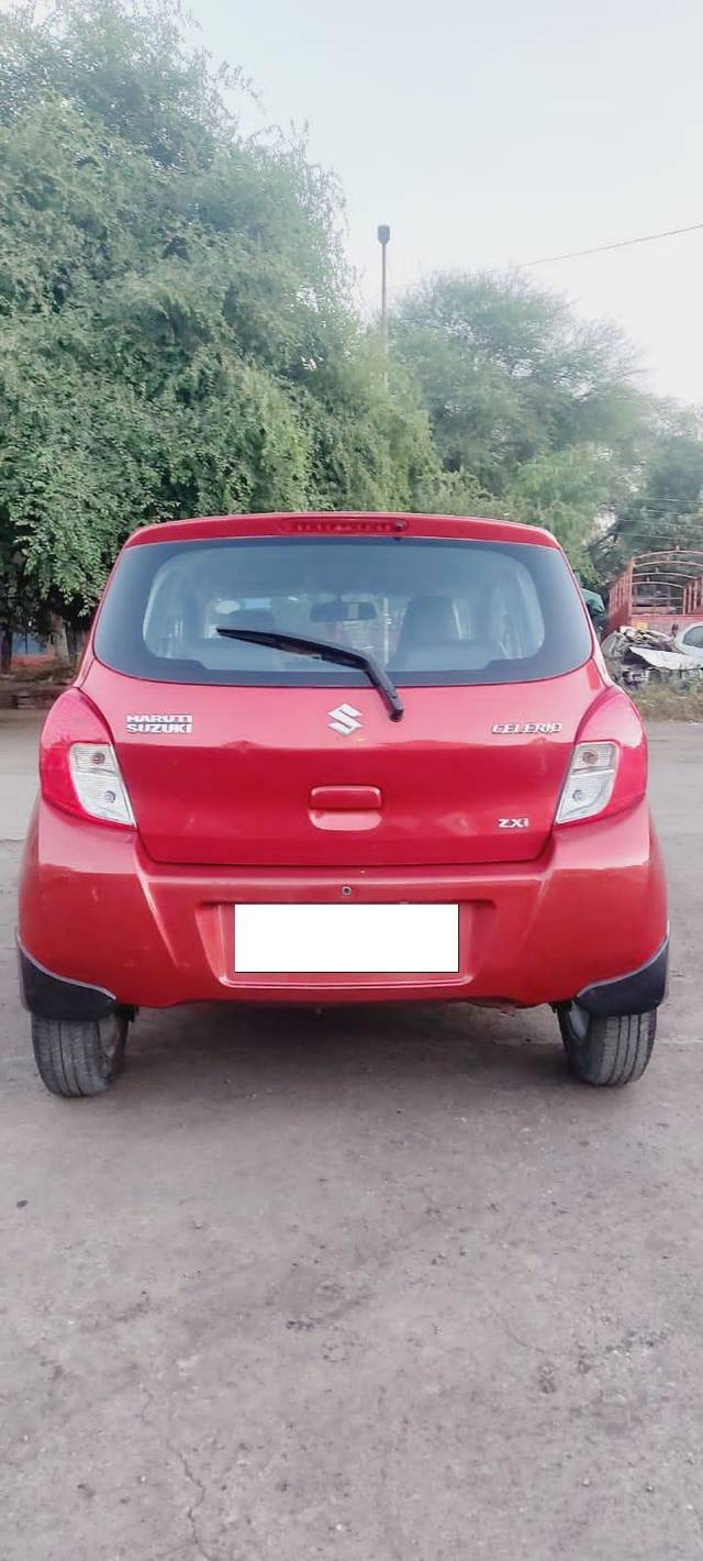 https://images10.gaadi.com/usedcar_image/4200164/original/processed_f2a00fa09ed8aeb3f05c74dacb2e7148.jpg?imwidth=6402