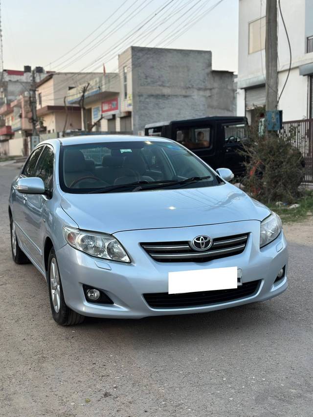 https://images10.gaadi.com/usedcar_image/4200193/original/processed_f6740d85df6dc81e07460cea107ff39f.jpg?imwidth=6400