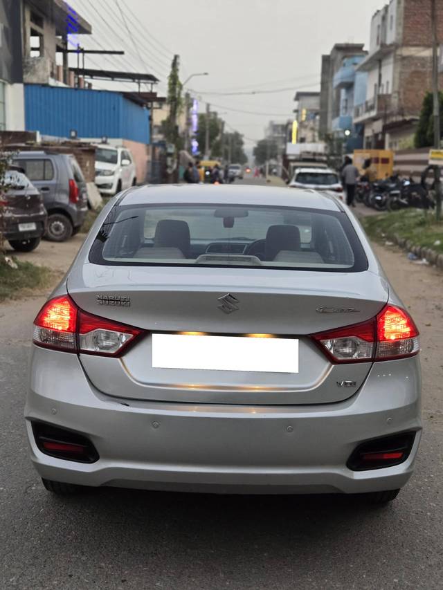 https://images10.gaadi.com/usedcar_image/4200238/original/processed_b0357dda6256d2deb23711e1986b2533.jpg?imwidth=6401