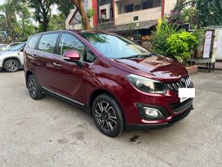 Mahindra Marazzo Mahindra Marazzo M8