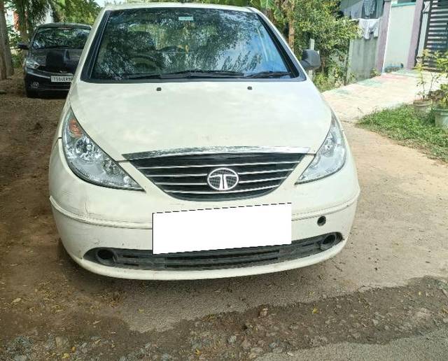 https://images10.gaadi.com/usedcar_image/4200349/original/processed_b40e1ec4-e8ff-4398-9f44-90f7fc777e4e.jpg?imwidth=6400