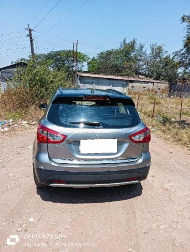 https://images10.gaadi.com/usedcar_image/4200397/original/processed_e85da436-98a3-491d-baab-bf678786907a.jpg?imwidth=6401