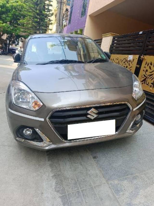 https://images10.gaadi.com/usedcar_image/4200619/original/processed_292c1faa-fe73-4da4-b850-f0b3ac6a00b3.jpg?imwidth=6402