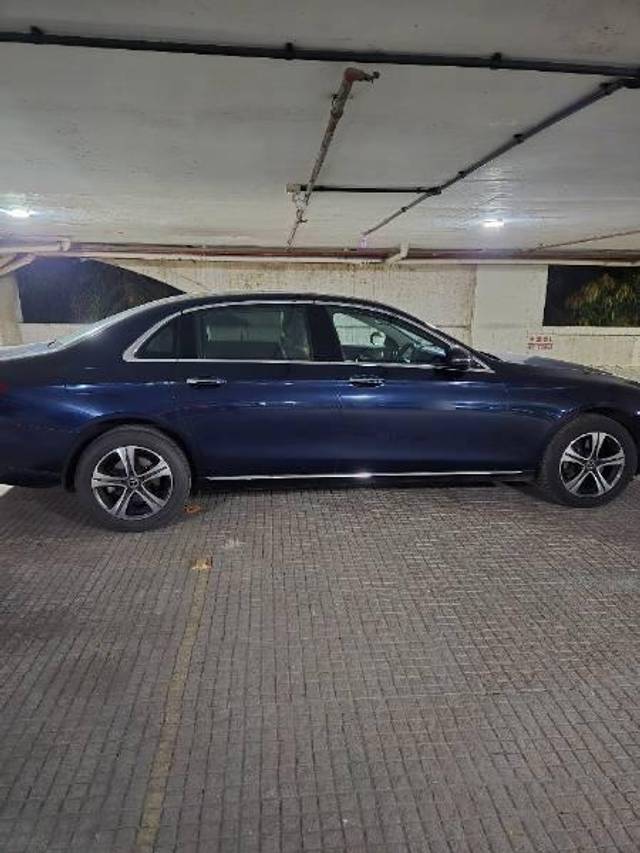 https://images10.gaadi.com/usedcar_image/4200752/original/processed_9b9c5862-6dde-46fd-a3fa-d3b10e5d8216.jpg?imwidth=6402