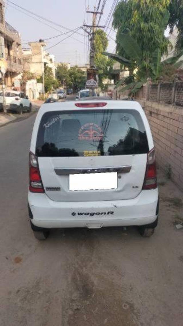 https://images10.gaadi.com/usedcar_image/4200835/original/1bdca4bffa503a60b455cda8366f697a.jpeg?imwidth=6401