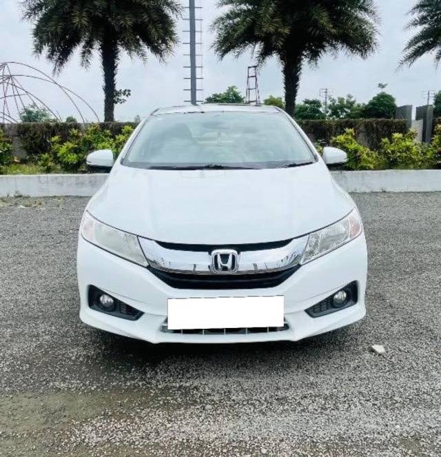 https://images10.gaadi.com/usedcar_image/4200895/original/processed_1e0ce02e-1e27-4469-9e4e-ae2e05dc3a49.jpg?imwidth=6400