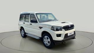 Mahindra Scorpio 2014-2022 Mahindra Scorpio S5