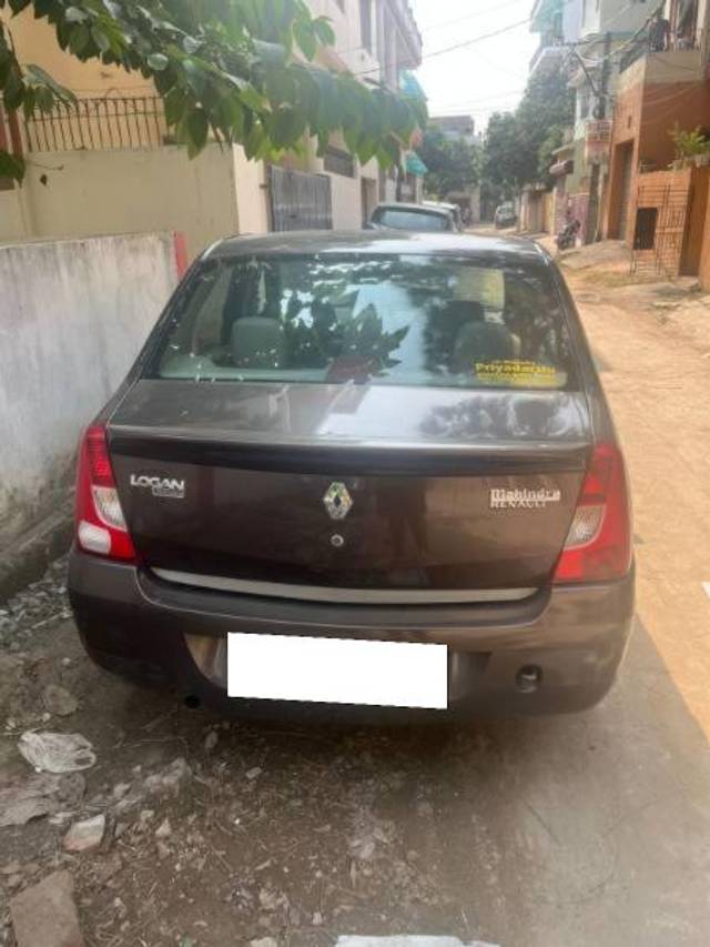 https://images10.gaadi.com/usedcar_image/4200941/original/processed_ff32dc9e-c86a-4e37-b306-34d448f9a7ee.jpeg?imwidth=6401