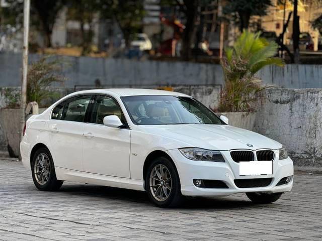 https://images10.gaadi.com/usedcar_image/4200963/original/processed_4957b3f0-bc48-4b0c-a45e-558ec8c4cbff.jpg?imwidth=6400