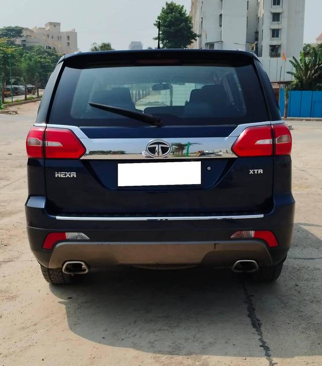 https://images10.gaadi.com/usedcar_image/4200967/original/processed_dc1400e0c28260f669d13ea5c6770613.jpg?imwidth=6401