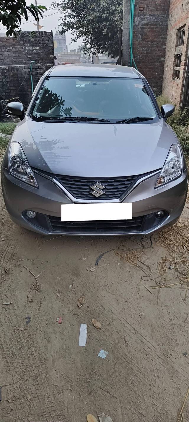 https://images10.gaadi.com/usedcar_image/4201166/original/processed_1ff126e84337b553b1ad76e796d84a1c.jpg?imwidth=6400