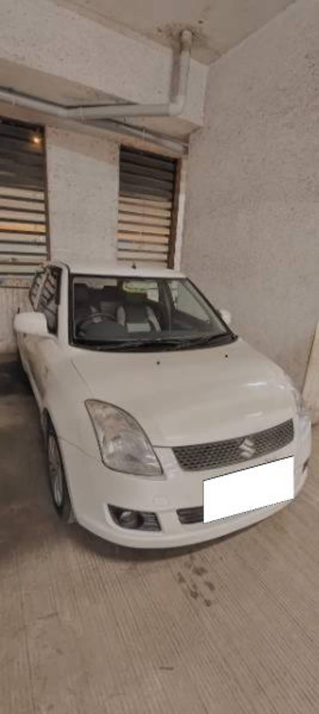 https://images10.gaadi.com/usedcar_image/4201177/original/processed_ccc91ea3-07e7-4365-a352-04235b0c4b75.jpg?imwidth=6400