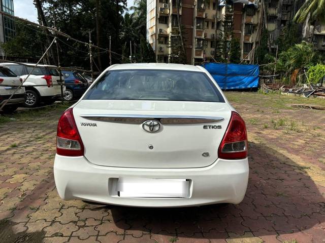 https://images10.gaadi.com/usedcar_image/4201267/original/processed_2515d664b3820270b8e03b78b6992564.jpg?imwidth=6402