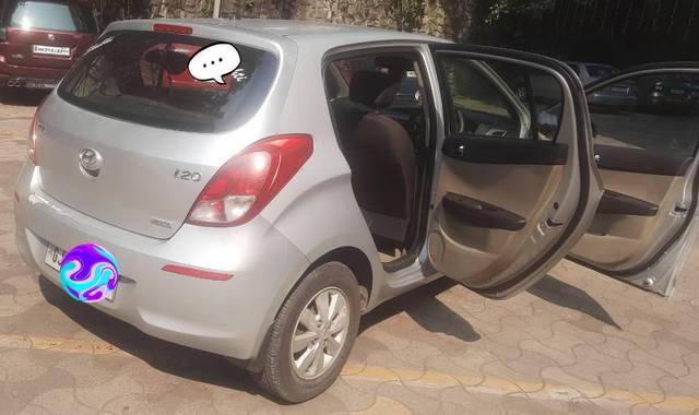 https://images10.gaadi.com/usedcar_image/4201287/original/processed_080ad8d1-55e7-44c5-92c5-49c78ac66670.jpg?imwidth=6400