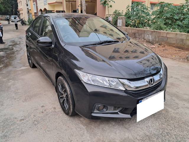 https://images10.gaadi.com/usedcar_image/4201457/original/processed_06d59436bd725e0cbe3ef220670c1cf3.jpg?imwidth=6400