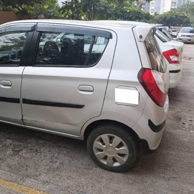 https://images10.gaadi.com/usedcar_image/4201705/original/processed_a7ea090e-cc34-4550-86e5-7edf51ae4b6c.jpg?imwidth=6402