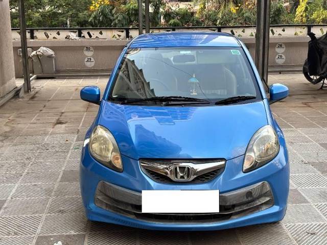 https://images10.gaadi.com/usedcar_image/4201709/original/processed_b3e9bfd4-d95e-4ff8-ae72-7f4837750984.jpg?imwidth=6400