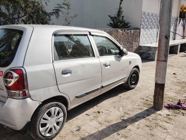 https://images10.gaadi.com/usedcar_image/4201712/original/processed_fc990695-c217-4b51-9e05-a5baf21bce98.jpg?imwidth=6401