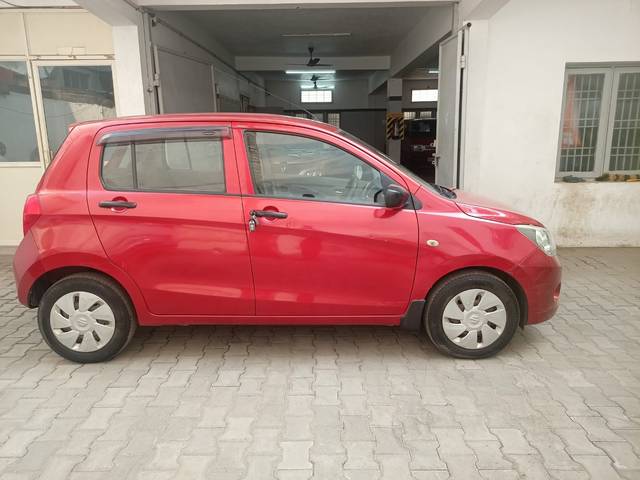 https://images10.gaadi.com/usedcar_image/4201731/original/2e11fcc27271498fa96dfe363ea735b9.jpg?imwidth=6401