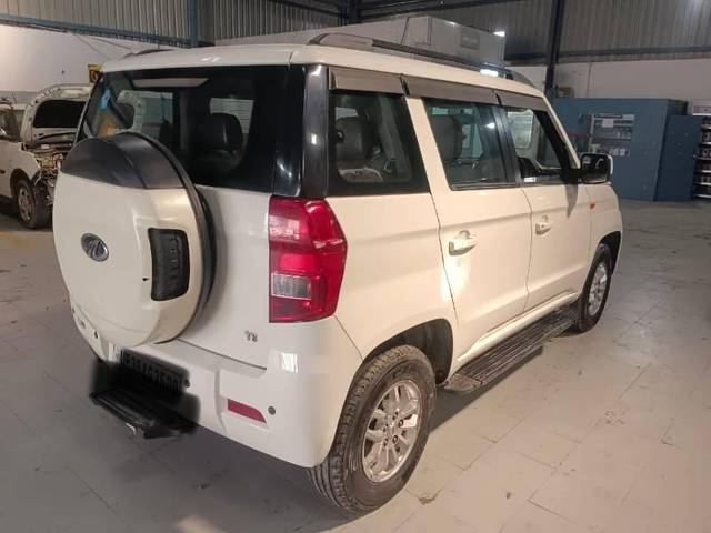 https://images10.gaadi.com/usedcar_image/4201765/original/processed_4455f6f0-5a3c-42b1-be4c-a9a76ff47550.jpg?imwidth=6402