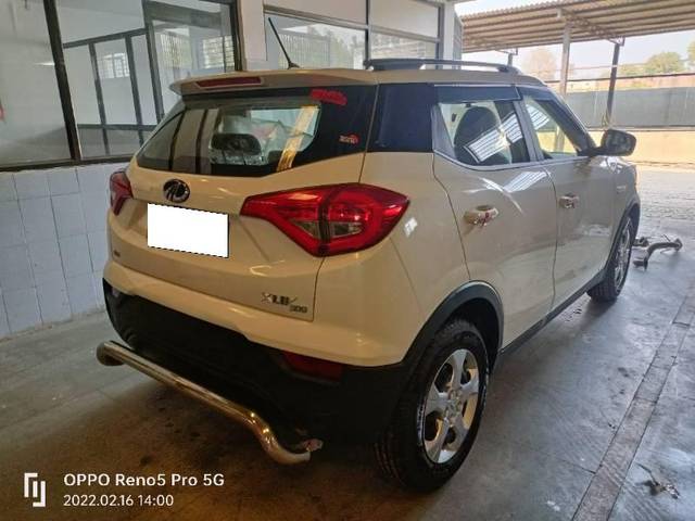 https://images10.gaadi.com/usedcar_image/4201787/original/processed_9e411fea-9091-4276-8d1d-1d5b26ec47a7.jpg?imwidth=6401