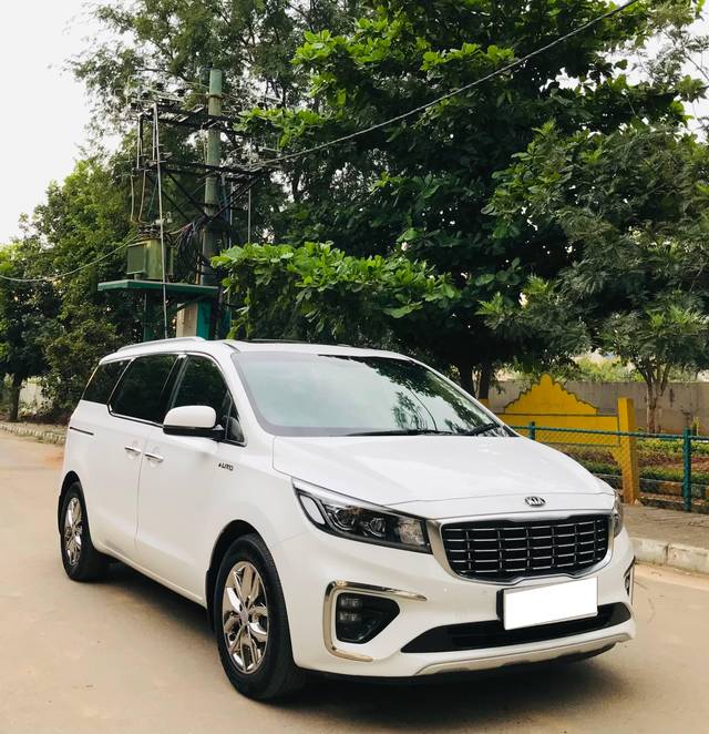 https://images10.gaadi.com/usedcar_image/4201827/original/processed_ea1530dfd6cce2c8b8d70b6d896c6466.jpeg?imwidth=6400