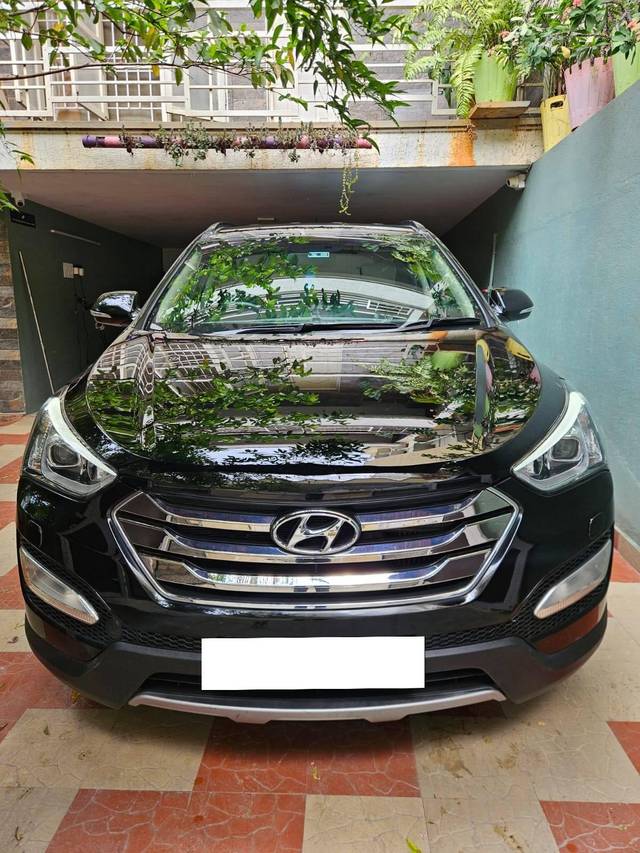 https://images10.gaadi.com/usedcar_image/4201831/original/processed_11f52df5f3d0cdd3a30e411452e2a145.jpg?imwidth=6402