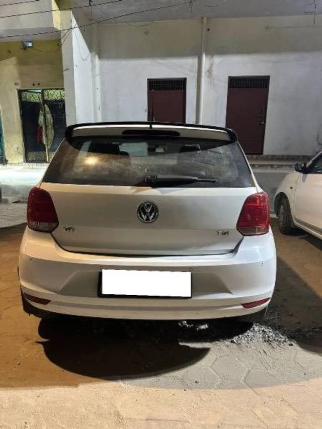 https://images10.gaadi.com/usedcar_image/4201836/original/processed_61a358b4-e084-4f56-9d25-0c1d7483b416.jpg?imwidth=6402