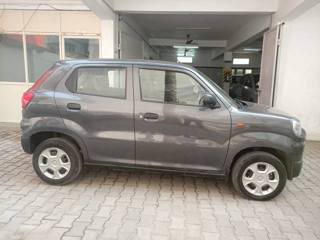 https://images10.gaadi.com/usedcar_image/4201846/original/d140ddf8fa7284b61f8d0ccd33ee1f0b.jpg?imwidth=6401