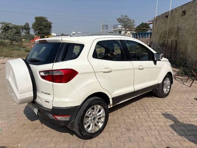 https://images10.gaadi.com/usedcar_image/4201951/original/processed_4a7c2f5f-aaaf-4e7a-a607-70b23b6eca0e.jpg?imwidth=6401