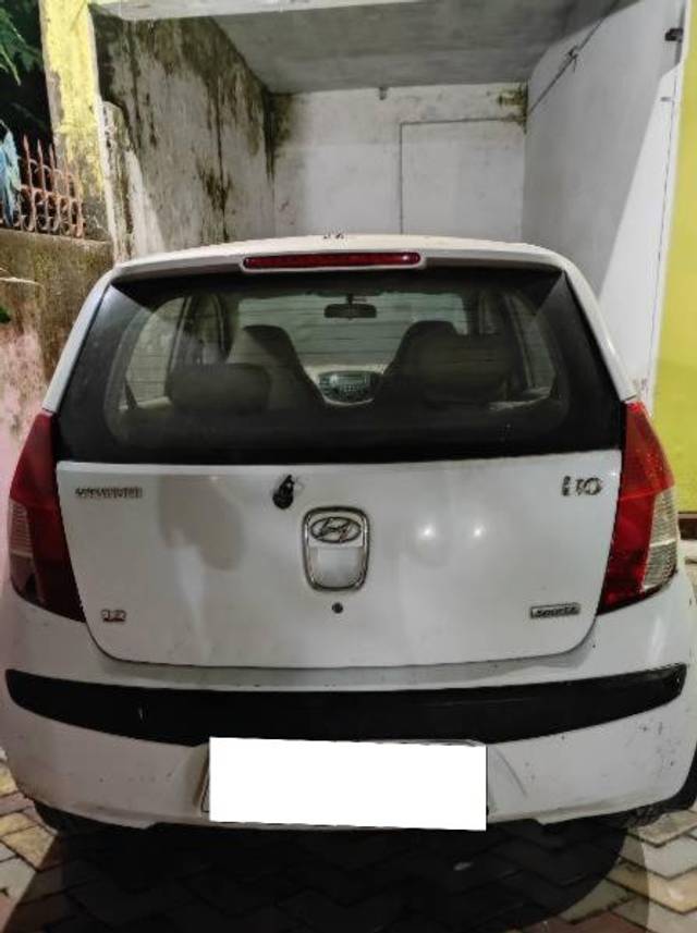 https://images10.gaadi.com/usedcar_image/4202003/original/processed_6be2ba26-fac6-49af-b408-bce4894b5608.jpg?imwidth=6400