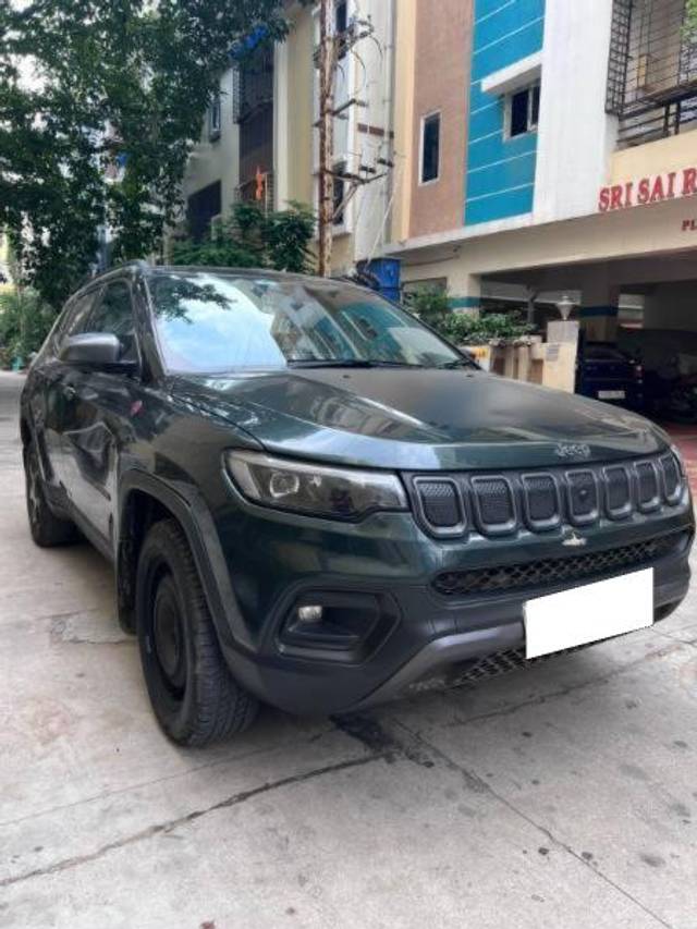 https://images10.gaadi.com/usedcar_image/4202022/original/processed_e19ac2f3-c8ab-4a14-bb90-bc759ecedf16.jpg?imwidth=6400