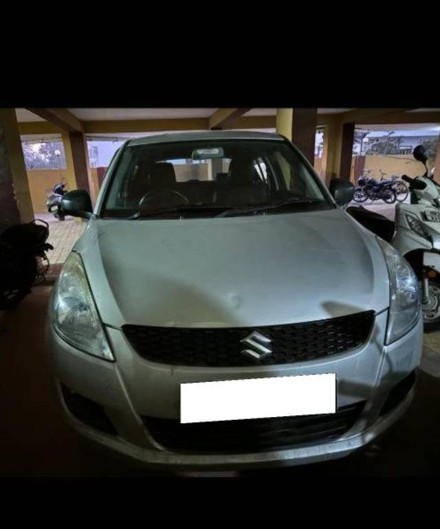 https://images10.gaadi.com/usedcar_image/4202049/original/processed_d9ce4812-7388-48e7-b7f5-cf8307c622d5.jpg?imwidth=6400