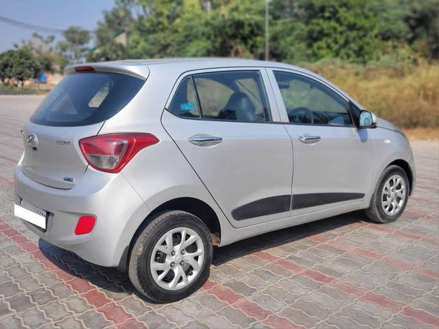 https://images10.gaadi.com/usedcar_image/4202179/original/processed_bcf09858b03e7b9f2f47436ea4290ce5.jpg?imwidth=6401