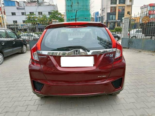 https://images10.gaadi.com/usedcar_image/4202213/original/processed_0e820f92c9454b8b58a126a95cff9966.jpeg?imwidth=6402